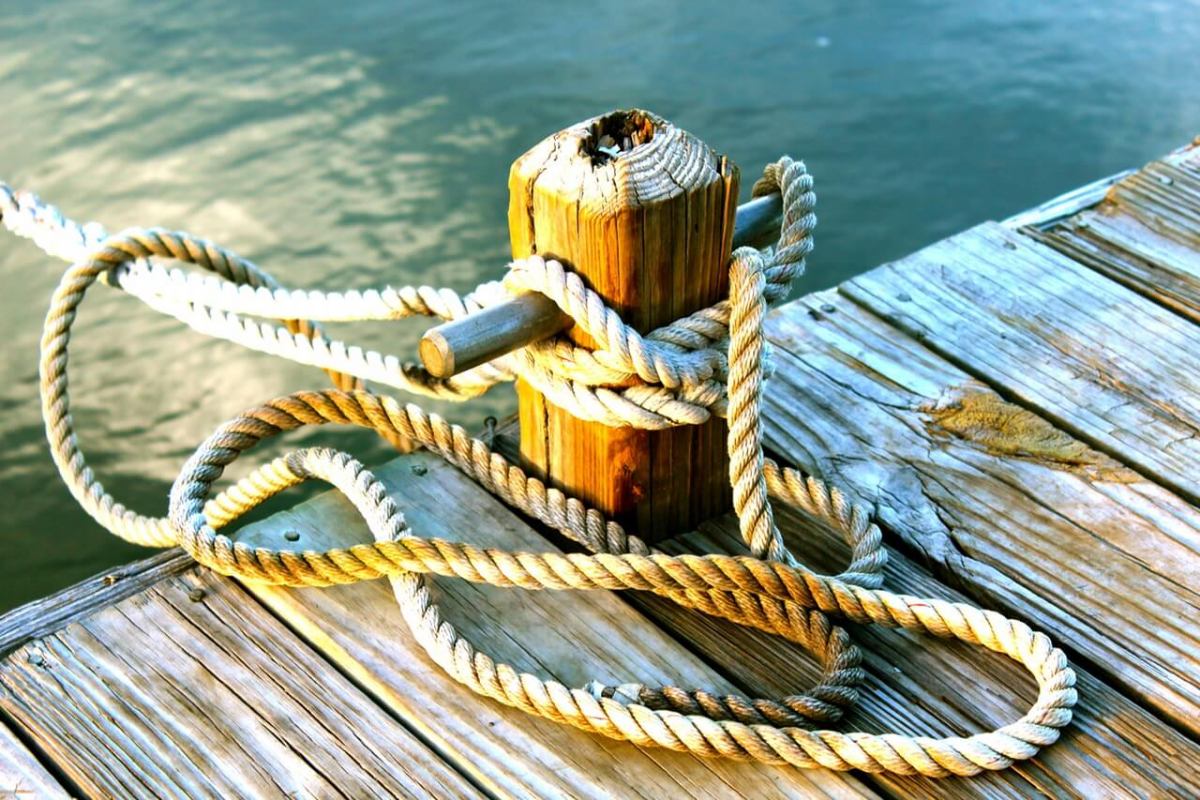All The Knots You Need to Know at Sea